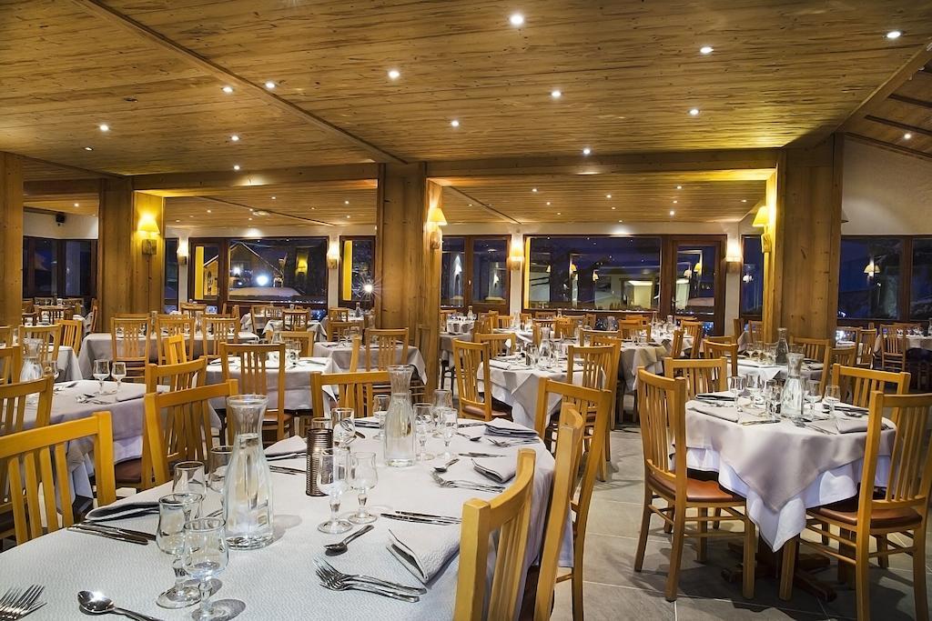 Hotel Alpen Roc La Clusaz Exterior foto