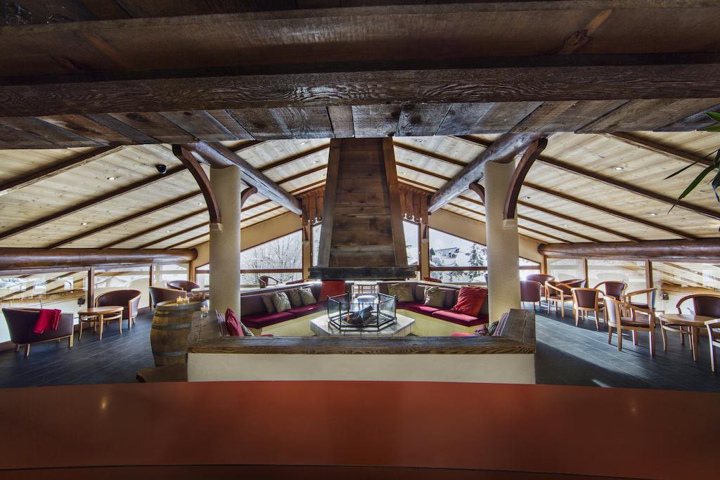 Hotel Alpen Roc La Clusaz Exterior foto